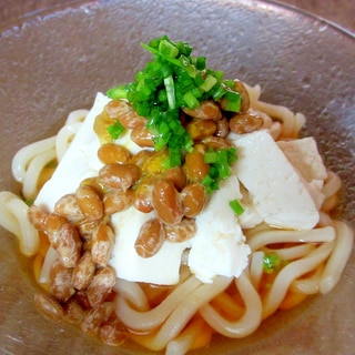 納豆と豆腐の冷やしうどん